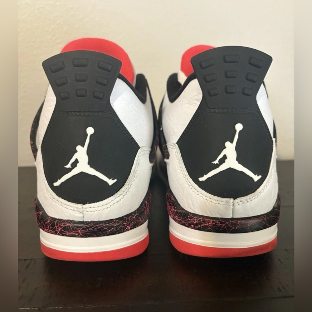 Jordan 4 Retro Men’s Size 10 - Picture 4 of 7